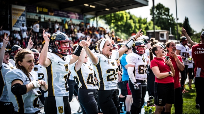 Mona Stevens, Flag-Football-Nationalspielerin: „Vom Ackersport in die Elite gerutscht“